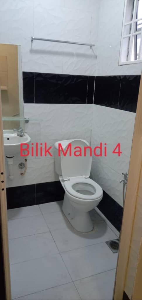 Rumah percutian Mawar *